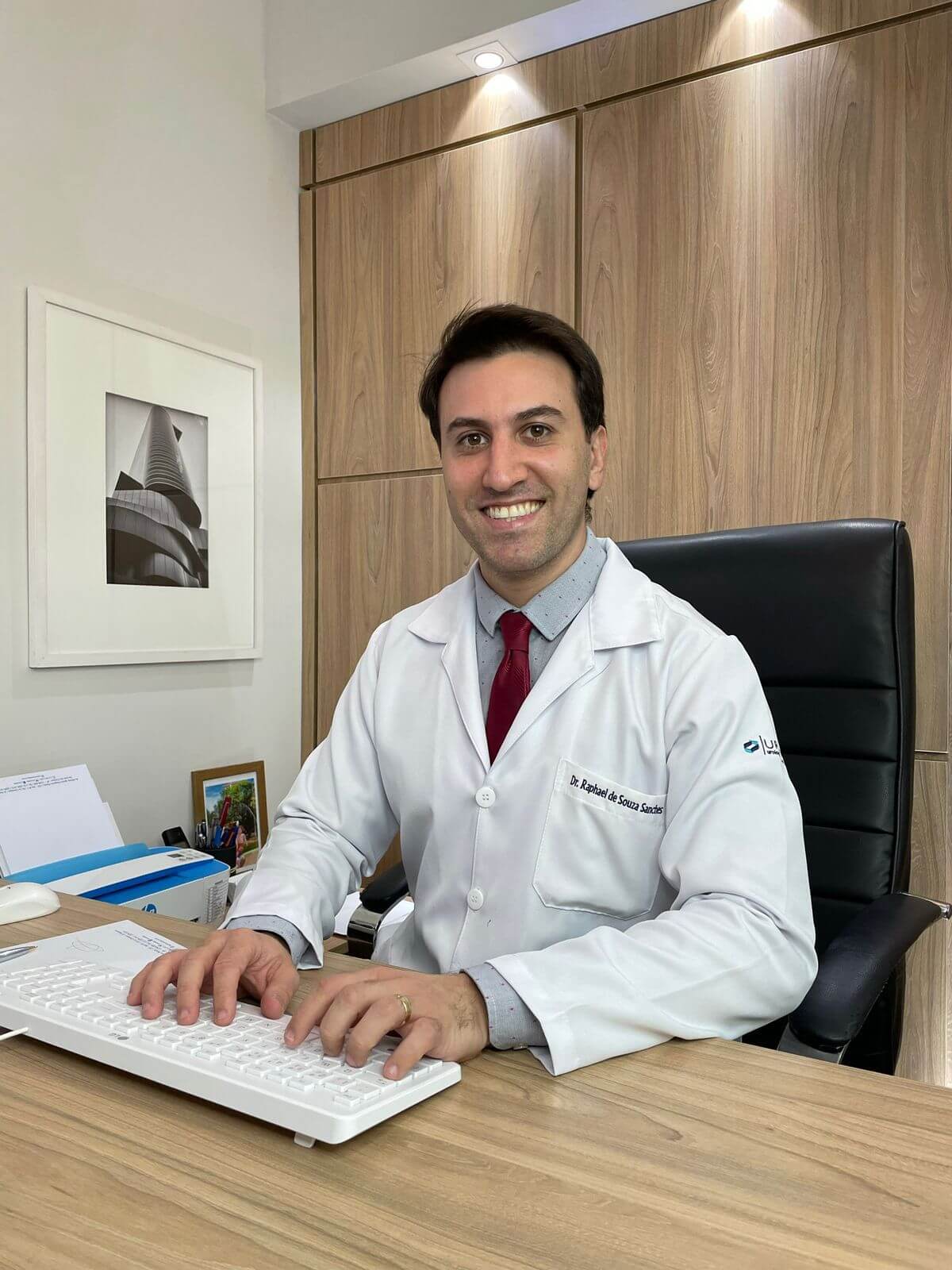 Dr. Raphael Sanches - Urologista Oncologista, Cirurgia Robótica, Vila Adyana - São José dos Campos - SP